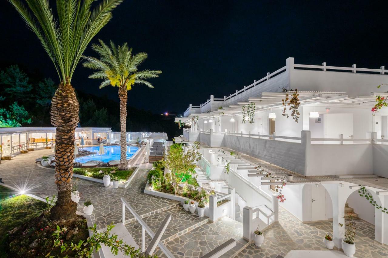 Aloe Hotel - Adults Only ファリラキ エクステリア 写真