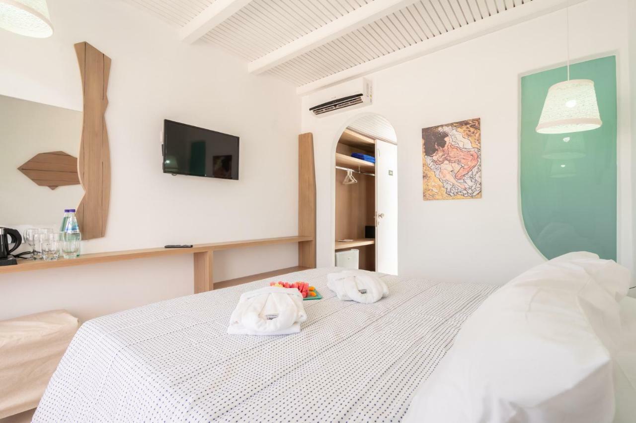Aloe Hotel - Adults Only ファリラキ 部屋 写真