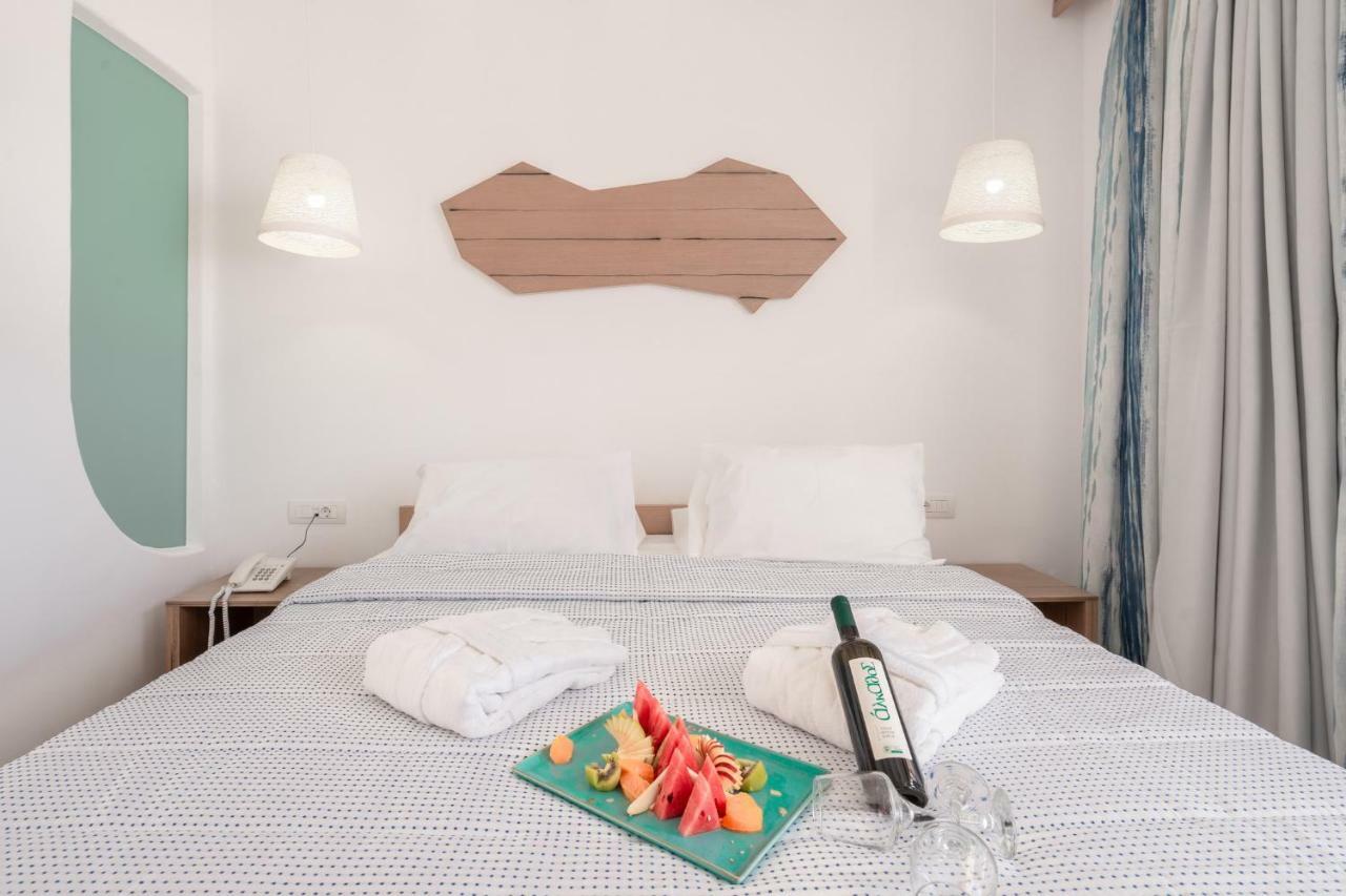 Aloe Hotel - Adults Only ファリラキ 部屋 写真